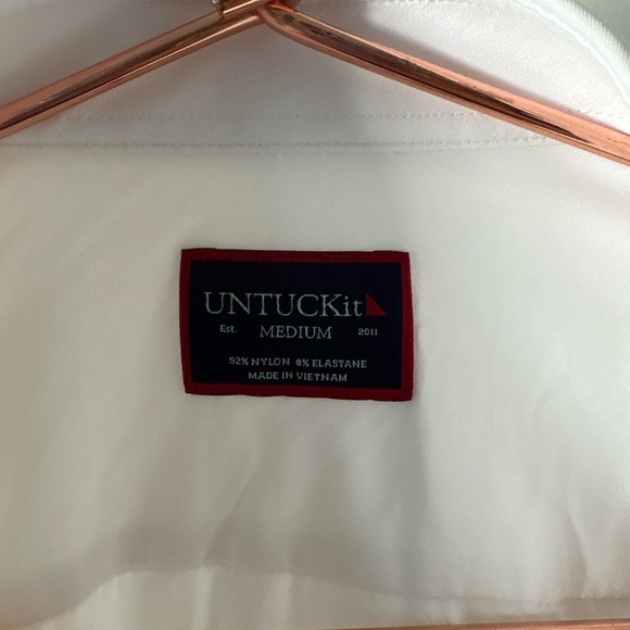 UNTUCKit "Gironde" style white button-down shirt Size M - Picture 4 of 5